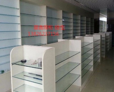 定制專屬空間 廣州星鑫展柜廠為您打造個(gè)性化木質(zhì)鞋柜與展柜方案