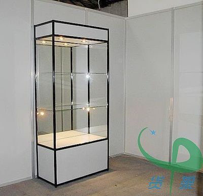 廣交會展柜設(shè)計與安裝 一站式解決方案助您展現(xiàn)品牌魅力